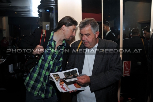 Special appearance 77: Andreas Lepsi,Manfred Smidi