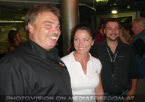 Opening Party - Pix 004: Viktor Samwald,Gabi (Tracy)