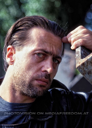 Alarm 17: Josef Josh Oppacher