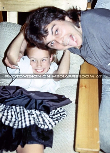 Tear the walls down 10