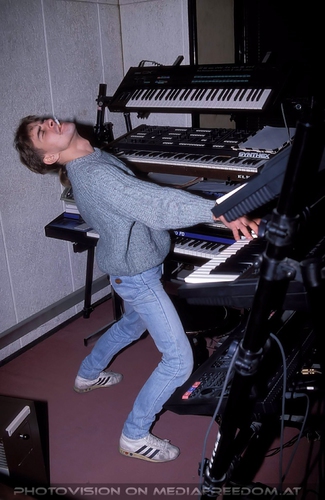 This flight tonight - Keydrummer