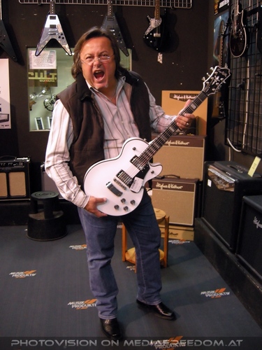 Guitar Heaven 4: Charly Swoboda