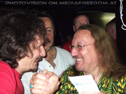 Between two worlds 33