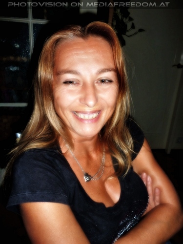 Living on Video 7: Bettina Brix