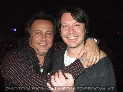 Welcome to America 02