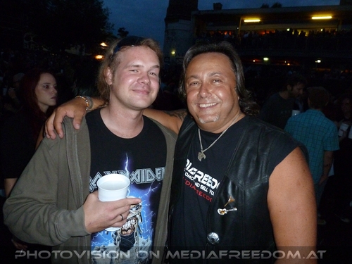 Along came a spider 11: The Shouter,Charly Swoboda