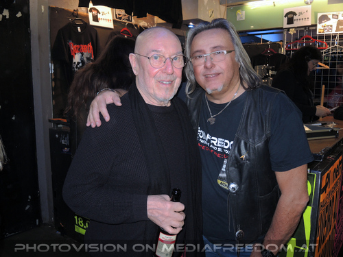 The farewell to "Love Hurts" Razamanaz 54