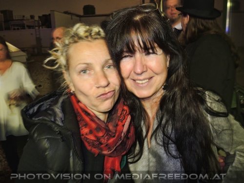 Opening Party 22: Alienne,Eva D.