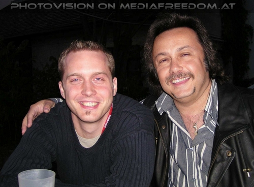 Life returns live 02