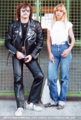 Tattoo you - Tour Pix 02: Charly F. Lovehurts (Charly Swoboda), Erika H.