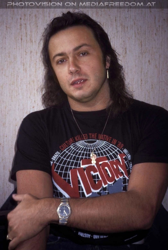 Good morning...: Charly F. Lovehurts (Charly Swoboda)