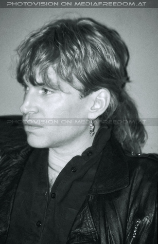 Then and now - Tour Pix 10: Pat Thrall