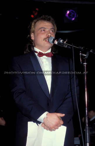 Moderation: Viktor Samwald