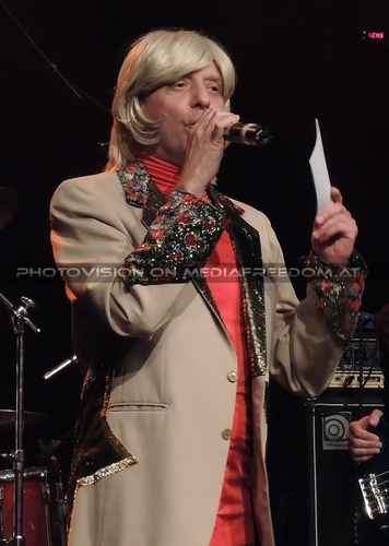 Hallucination Company 07: Walter (Titus Vadon)