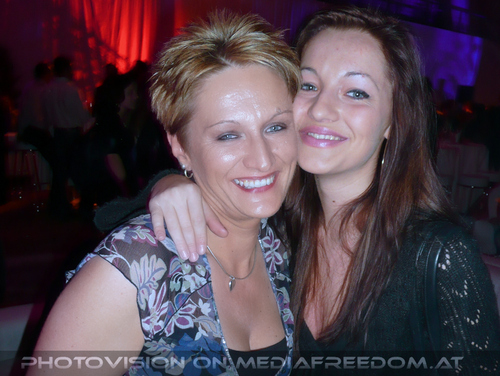 Kick off - the name of the game 08