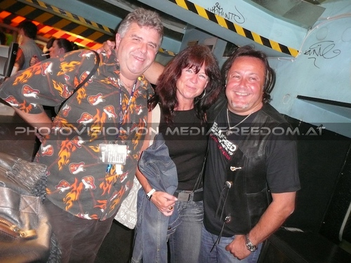 The party begins: Manfred Smidi,Eva D.,Charly Swoboda