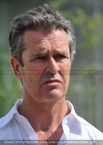 Er�ffnung des Papageienhauses 002: Rupert Everett