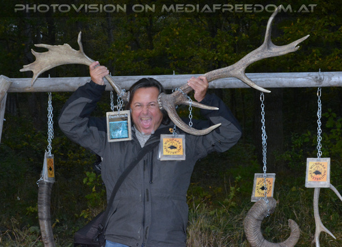 Hirsch hei�t der Mann