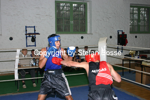 Weihnachtsturnier 2006 in Halle