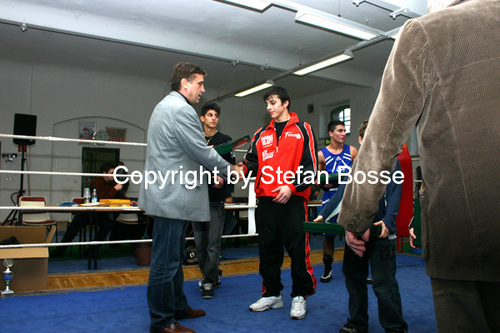 Weihnachtsturnier 2006 in Halle