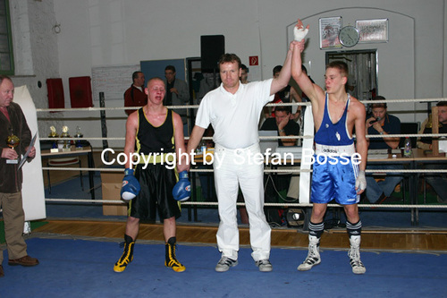 Weihnachtsturnier 2006 in Halle