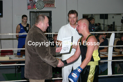 Weihnachtsturnier 2006 in Halle