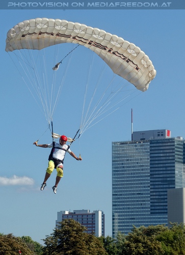 Paragleiter 12