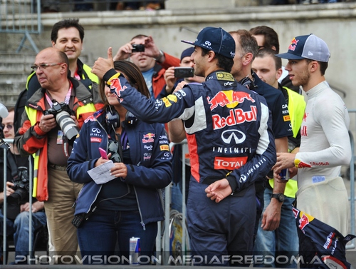 Showrun Pix 33: Daniel Ricciardo,Pierre Gasly
