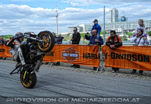 Stunt Show 05