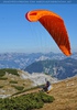 Paragleiter knapp vor Sturz