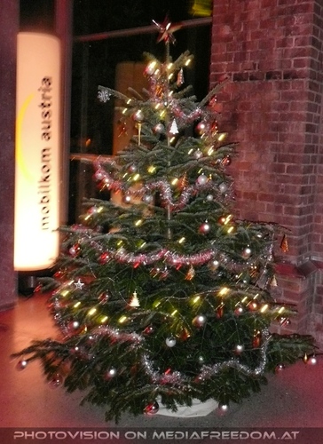 A Christmas Party 01