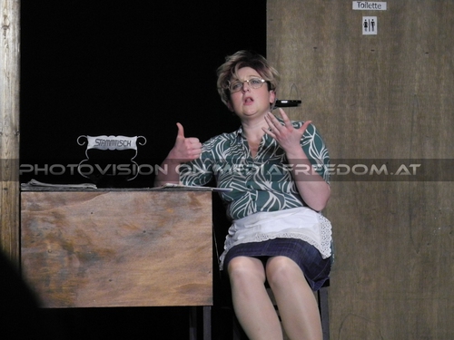 Szene 09: Veronika Polly