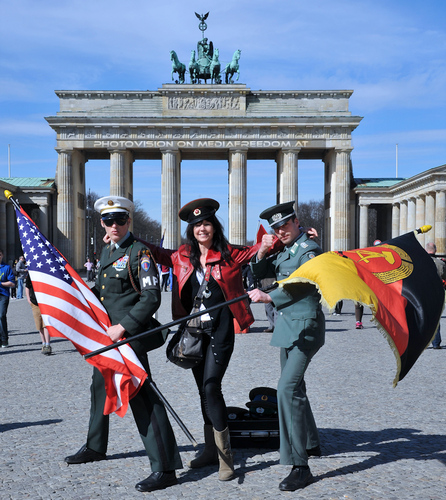 Am Brandenburger Tor 04: Eva D.