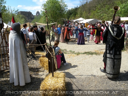 Hexenkunst und Rittergunst 12