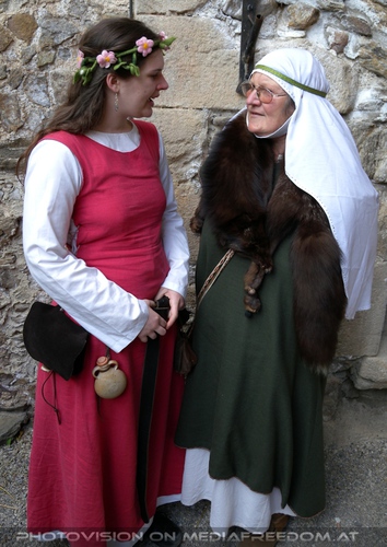 Hexenkunst und Rittergunst 78