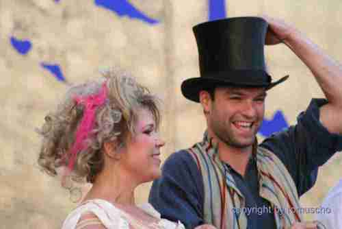 Viel L�rm um Nix: Susanne Hirschler und Jakob Seeb�ck